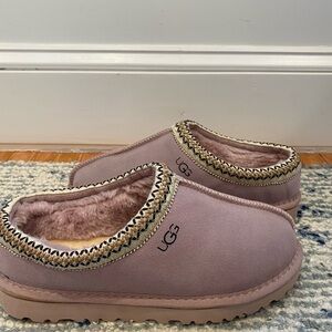 UGG Women's Mauve Slippers